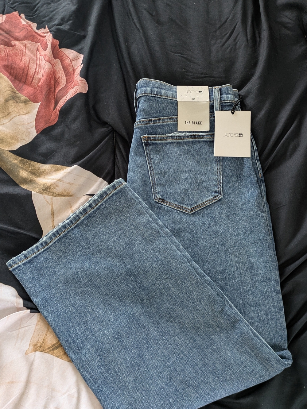 Joe's Jeans Straight-Leg Women's Jeans in Light Blue Denim